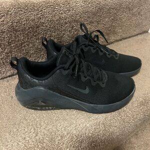Nike Air Zoom Bella 7 Black Sneakers